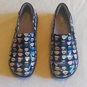 Women's Alegria black with teacup design shoes size 39